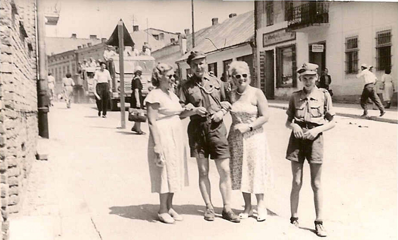 Lipiec 1958r Bieszczady Zwierzyń, Myczkowce koło Leska